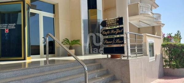 Edificio en Urbanizaciones