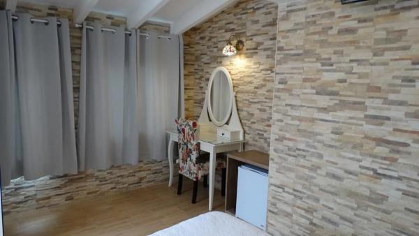 Edificio hotelero en Partida Los Pinos