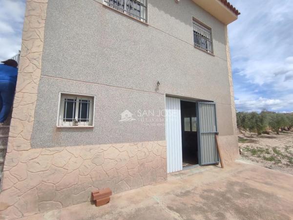 Edificio en Monforte del Cid