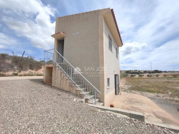 Edificio en Monforte del Cid