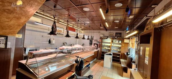 Edificio en calle de Pedro Lorca