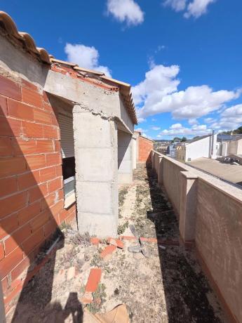Edificio en calle de Tambor Granaderos
