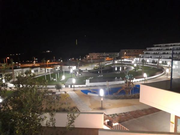 Edificio residencial en calle de Colombia, 7