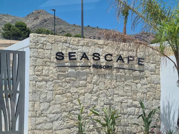 Edificio residencial en calle de Colombia, 7