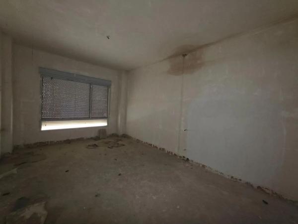 Edificio en calle de Tambor Granaderos