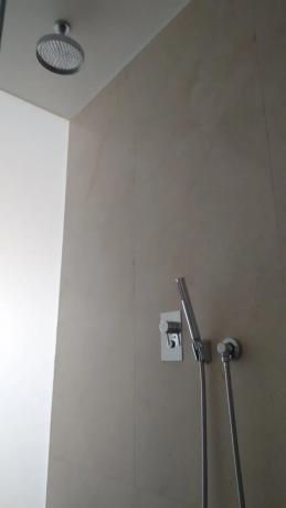 Edificio de uso mixto en calle Doctor Sirvent