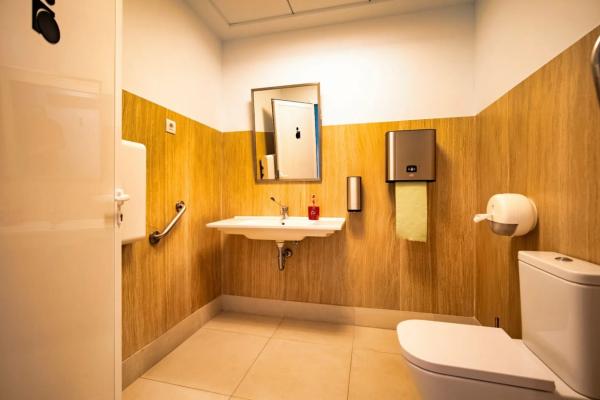 Edificio hotelero en calle Varadero