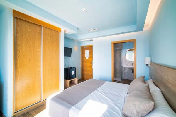 Edificio hotelero en calle Varadero