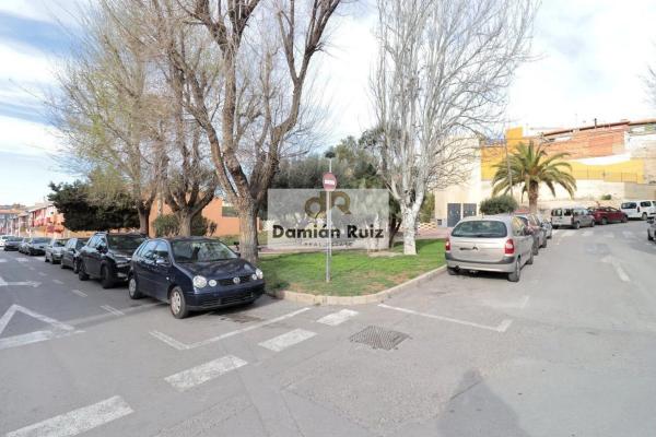 Edificio en avenida Hispanoamérica, 1