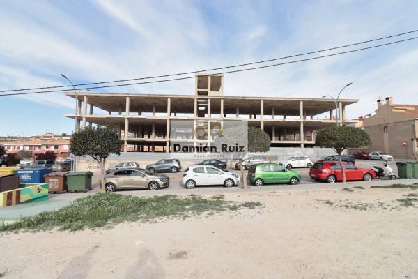 Edificio en avenida Hispanoamérica, 1