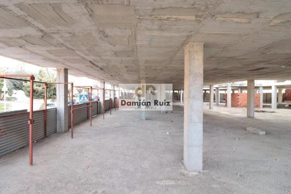 Edificio en avenida Hispanoamérica, 1