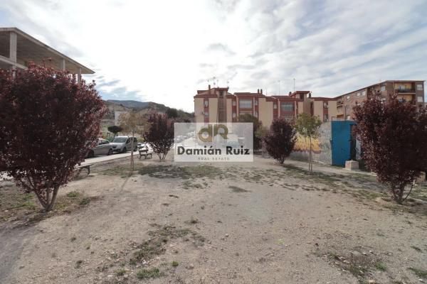 Edificio en avenida Hispanoamérica, 1