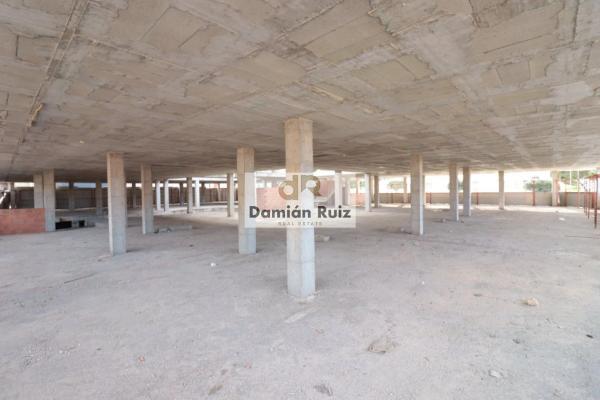 Edificio en avenida Hispanoamérica, 1