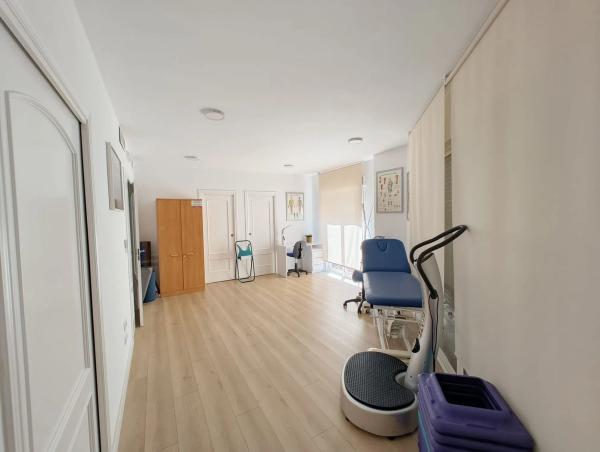 Edificio de uso mixto