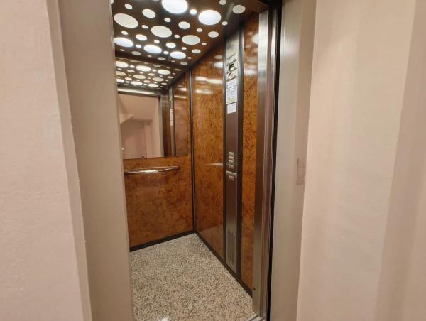 Edificio de uso mixto