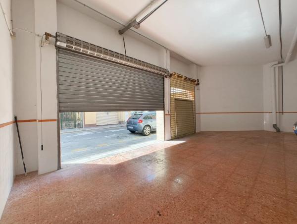 Edificio de uso mixto