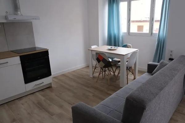 Edificio hotelero en calle Jacinto Maltés