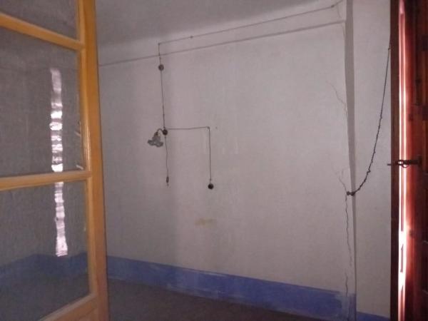 Edificio de uso mixto en avenida Constitución, 17