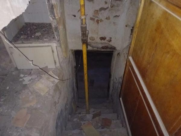 Edificio de uso mixto en avenida Constitución, 17