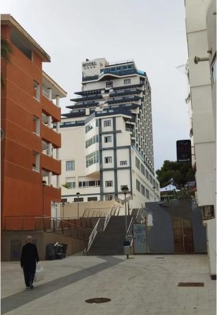 Edificio hotelero en Costa Blanca