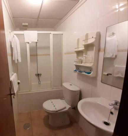 Edificio hotelero en calle Ramón Gallud