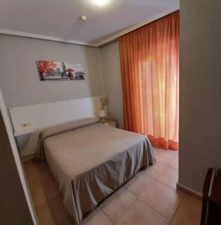 Edificio hotelero en calle Ramón Gallud