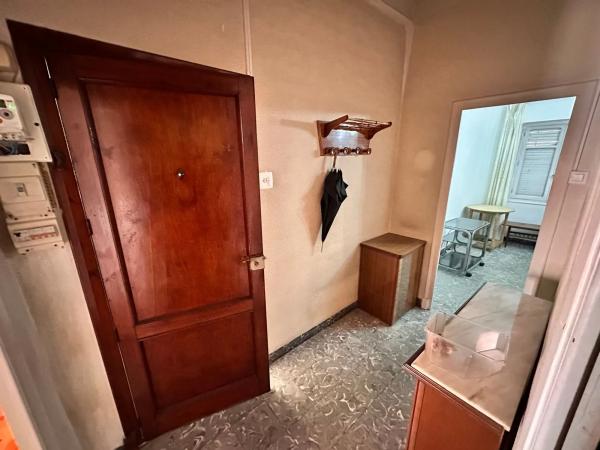 Edificio de uso mixto en calle Pegaso