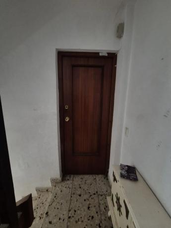 Edificio de uso mixto en calle Larramendi