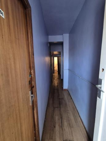 Edificio de uso mixto en calle Larramendi