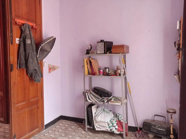 Edificio de uso mixto en calle Mare de Déu de l'Orito