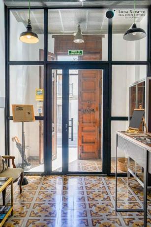 Edificio hotelero en calle Alacant