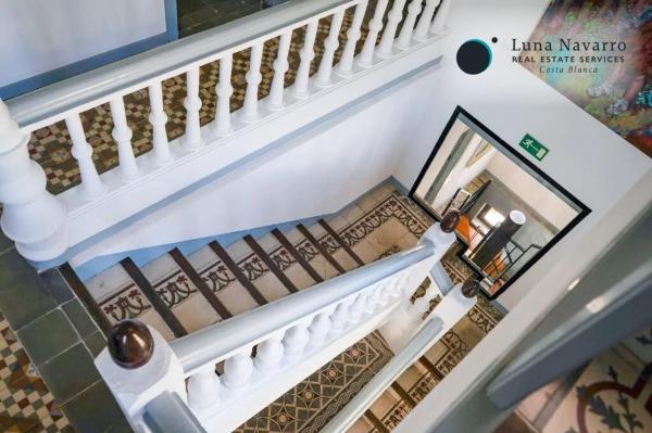 Edificio hotelero en calle Alacant