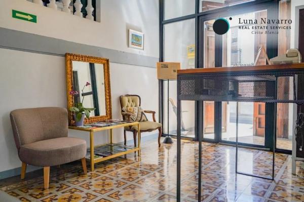 Edificio hotelero en calle Alacant