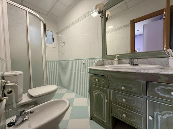 Edificio en Barrio Reina Victoria-Miguel Hernández