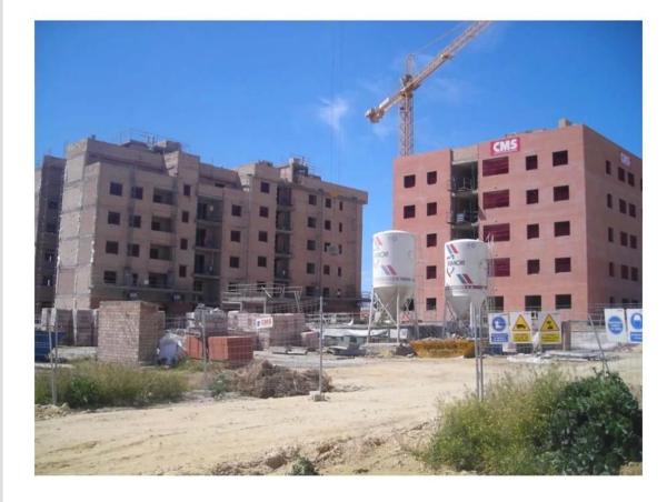 Edificio de uso mixto en avenida Jerez de la Frontera s/n