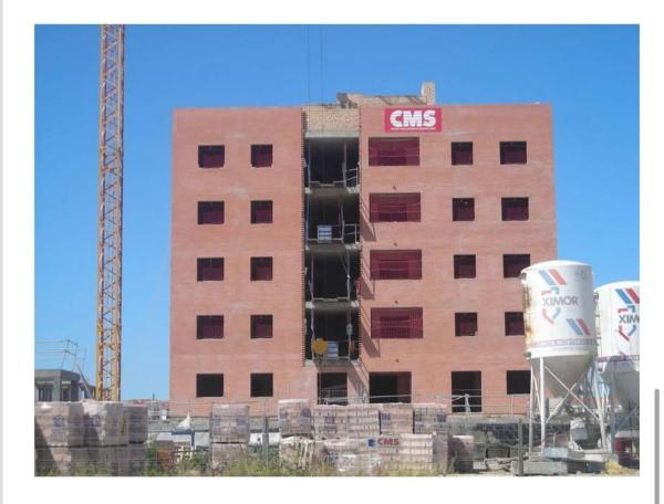 Edificio de uso mixto en avenida Jerez de la Frontera s/n