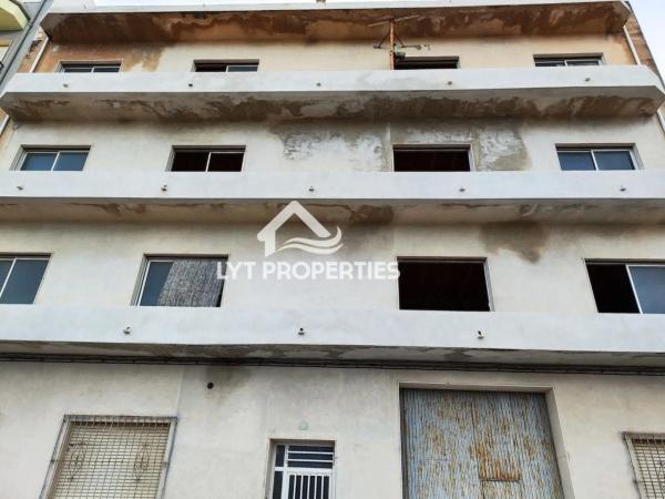 Edificio en calle San Jose