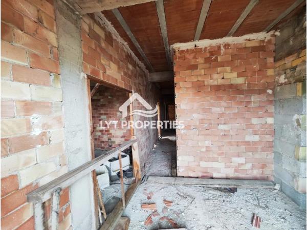 Edificio en calle San Jose