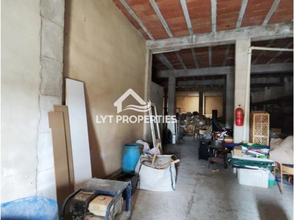 Edificio en calle San Jose