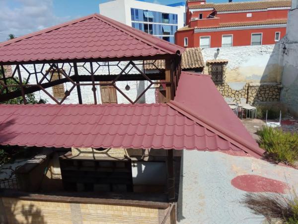 Edificio de uso mixto en calle Alger, 35