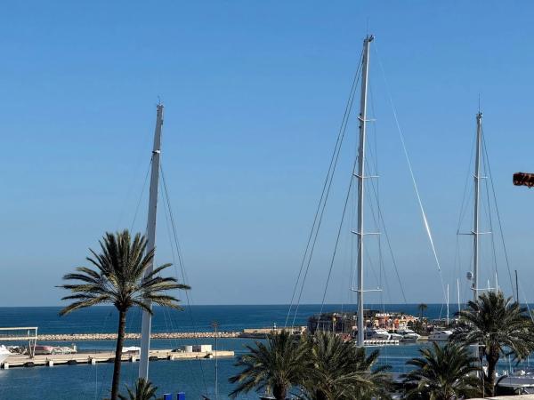 Edificio de uso mixto