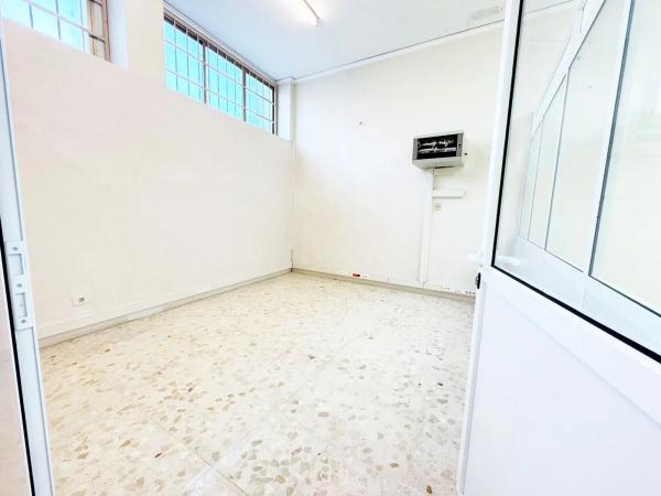 Edificio de uso mixto