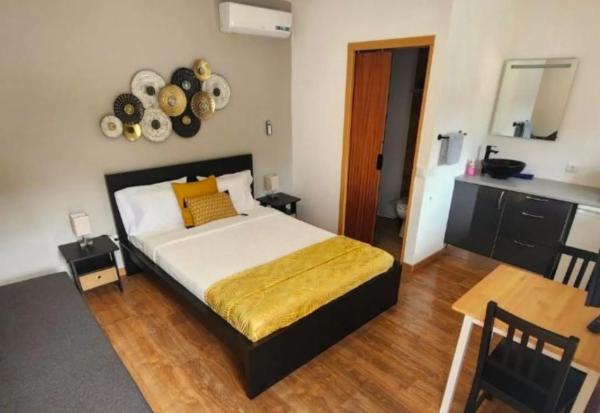 Edificio hotelero en calle Mirador