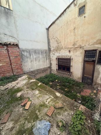 Edificio residencial en plaza Mossèn Josep, 2