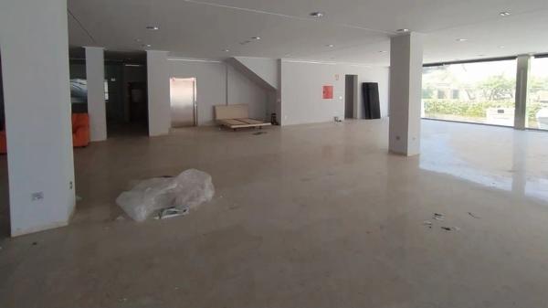 Edificio en calle Riu Penàguila