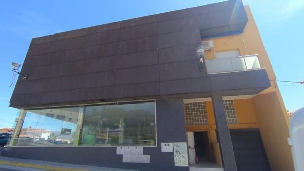 Edificio en calle Riu Penàguila