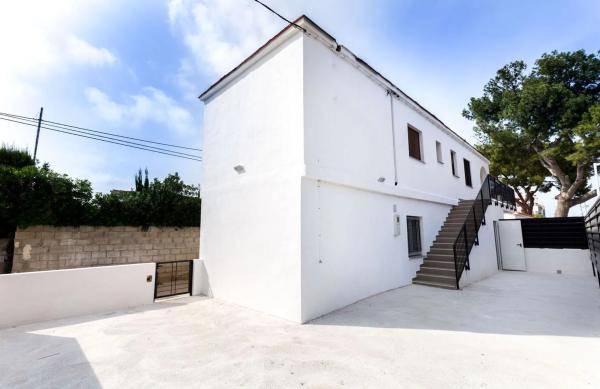 Edificio en Barrio Les Bassetes-El Marjal