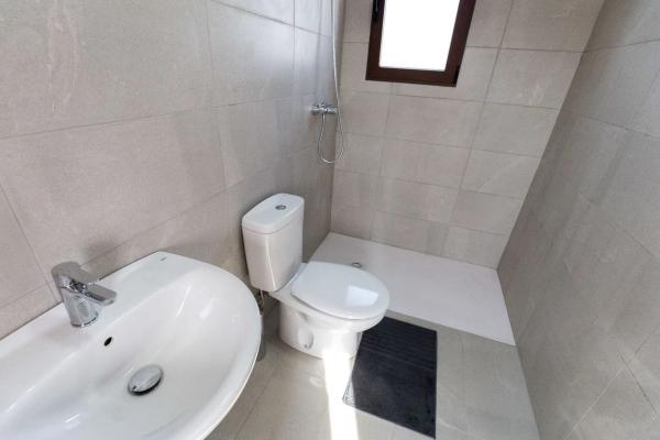 Edificio en Barrio Les Bassetes-El Marjal