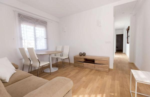 Edificio en Barrio Les Bassetes-El Marjal