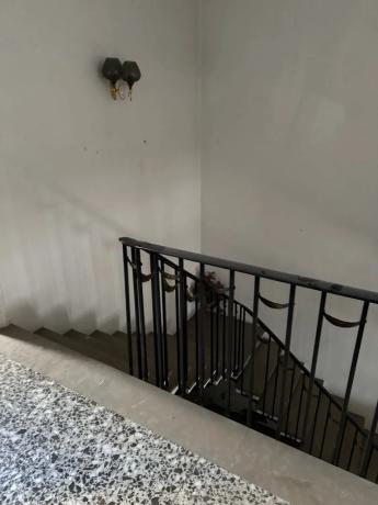 Edificio de uso mixto en calle Antonio Sequeros, 8